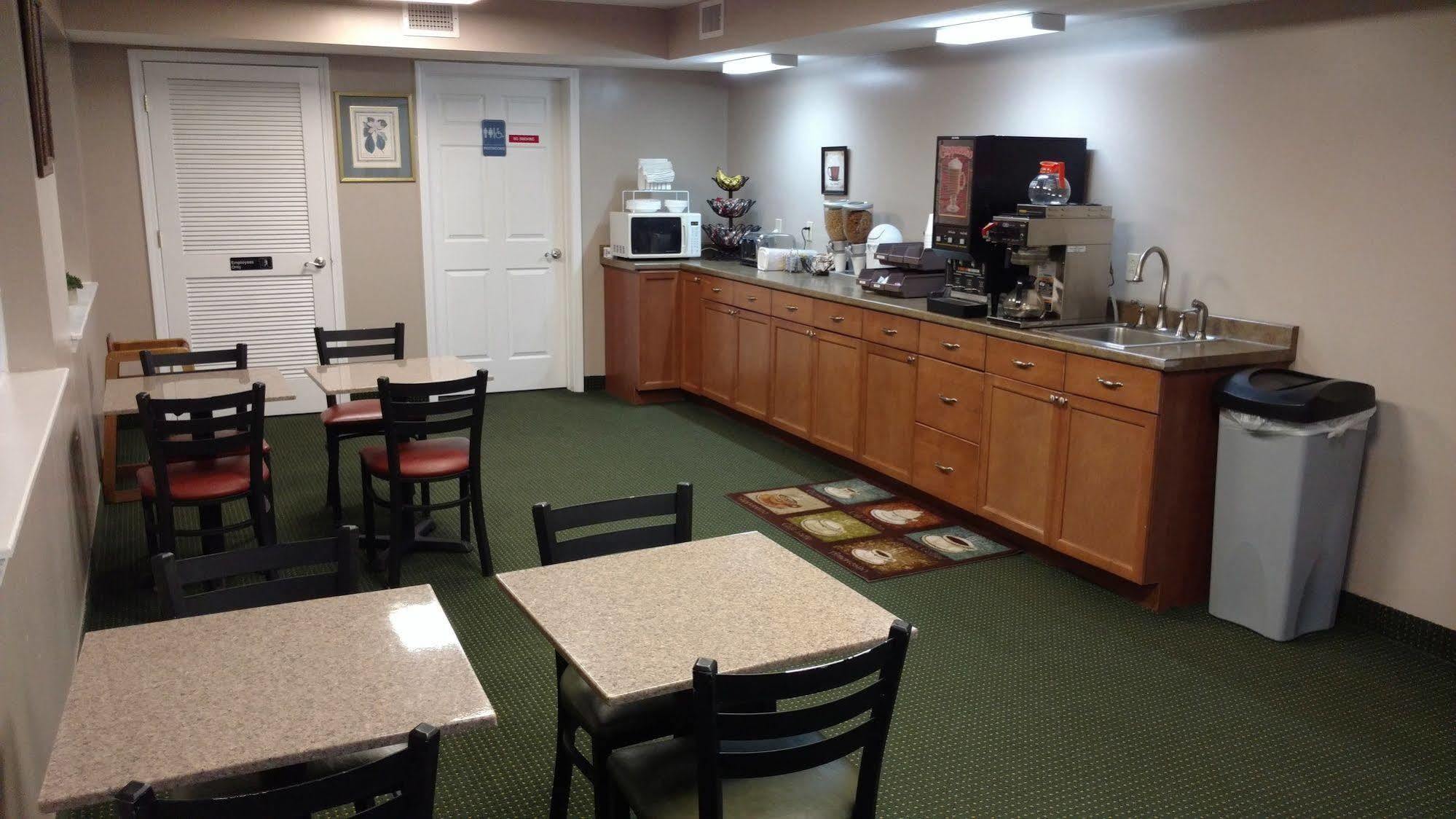 Hurricane Inn Waynesboro Esterno foto